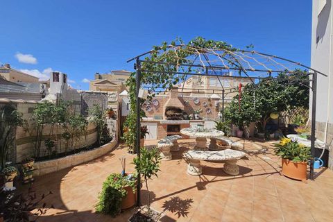 Villa i Torrevieja, Alicante, Torrevieja - € 495.000 | Ref: 744614 - foto 4