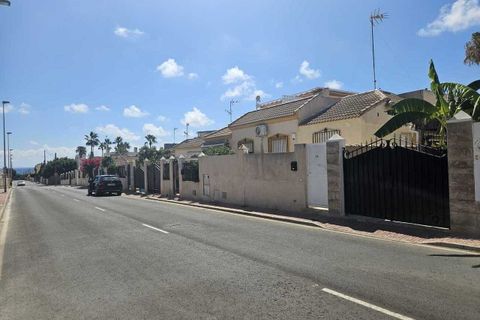 Villa i Torrevieja, Alicante, Torrevieja - € 495.000 | Ref: 744614 - foto 13