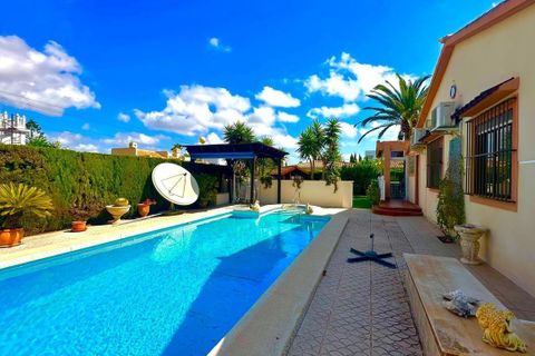 Villa i Cabo Roig, Alicante, Cabo Roig - € 850.000 | Ref: 741750 - foto 14