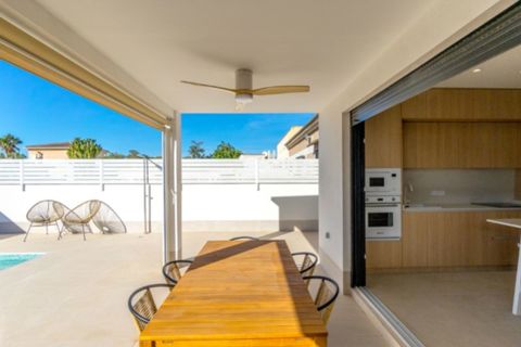Villa i Torrevieja, Alicante, Torrevieja - € 459.000 | Ref: 740498 - foto 20