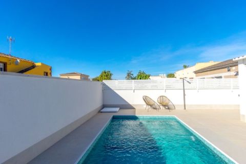 Villa i Torrevieja, Alicante, Torrevieja - € 459.000 | Ref: 740498 - foto 23