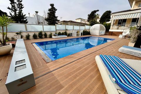 Villa i Torrevieja, Alicante, Torrevieja - € 1.117.000 | Ref: 741232 - foto 12