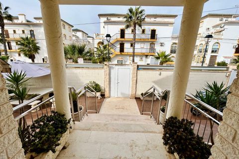 Villa i Torrevieja, Alicante, Torrevieja - € 1.117.000 | Ref: 741232 - foto 21