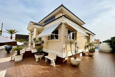 Villa i Torrevieja, Alicante, Torrevieja - € 1.117.000 | Ref: 741232 - foto 37