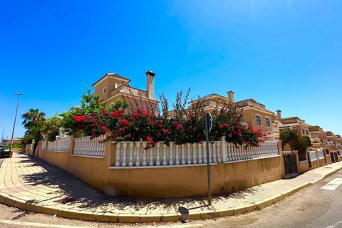 Villa i Orihuela Costa, Alicante, Orihuela Costa - € 399.900 | Ref: 740712 - foto 2