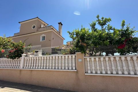 Villa i Orihuela Costa, Alicante, Orihuela Costa - € 399.900 | Ref: 740712 - foto 3