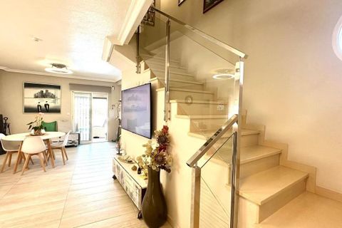 Villa i Orihuela Costa, Alicante, Orihuela Costa - € 399.900 | Ref: 740712 - foto 18