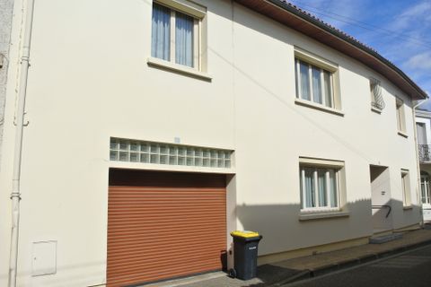 Villa i Marmande, Lot-et-Garonne, Marmande - € 241.500 | Ref: 4474 - foto 1