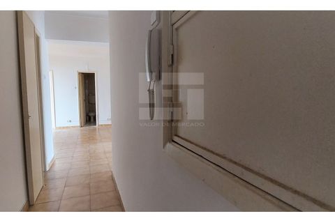 Lejlighed i Amadora, Lisbon, Amadora - € 271.000 | Ref: ZTRE-03951 - foto 3