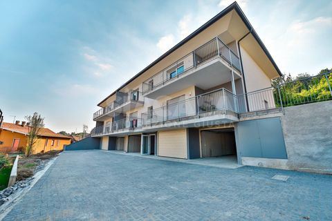 Leilighet i Inverigo, Como, Inverigo - € 398 000 | Ref: 4LOC.INVERIGO-IZ398V - foto 2