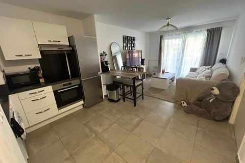 Lejlighed i Marseille, Bouches-du-Rhone, Marseille - € 157.000 | Ref: 11856CH712 - foto 2