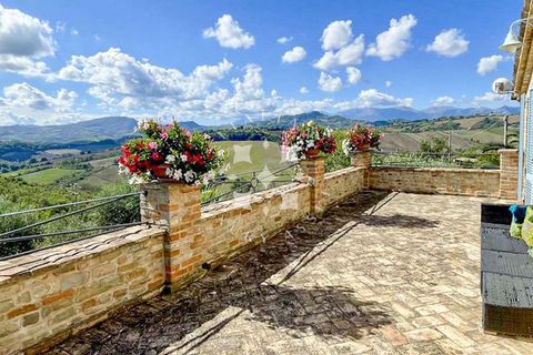 Villa a Falerone, Fermo, Falerone - € 1.500.000 | Ref: ila-563-665826 - foto 30