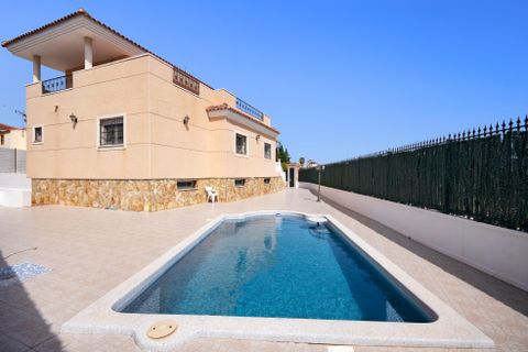 Villa i La Marina, Alicante, La Marina - € 449.500 | Ref: NP: 737 - foto 6