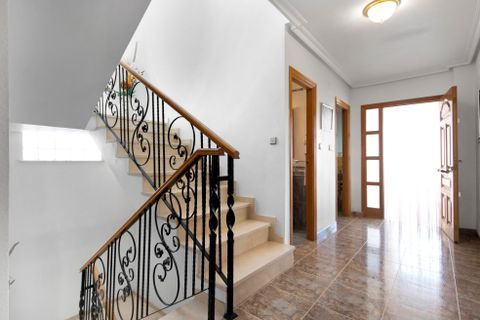 Villa i La Marina, Alicante, La Marina - € 449.500 | Ref: NP: 737 - foto 15