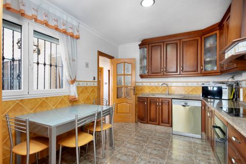 Villa i La Marina, Alicante, La Marina - € 449.500 | Ref: NP: 737 - foto 22