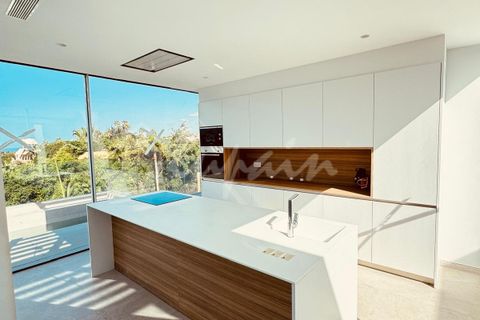 Villa a San Eugenio, Tenerife, San Eugenio - € 2.690.000 | Ref: LP4448 - foto 10