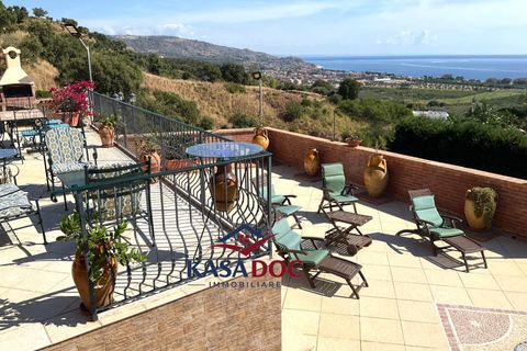 Villa a Montepaone, Catanzaro, Montepaone - € 790.000 | Ref: 1118 - foto 11