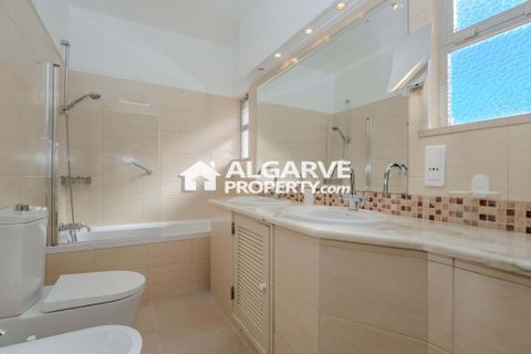 Villa i Almancil, Faro, Almancil - € 1.050.000 | Ref: MG258673M - foto 15