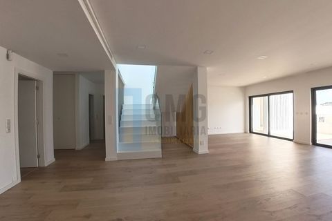 Villa i Loures, Lisbon, Loures - € 850.000 | Ref: CAS_175 - foto 11