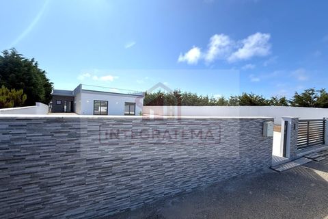 Villa i Santo Onofre e Serra do Bouro, Leiria, Santo Onofre e Serra do Bouro - € 750.000 | Ref: IRV2548 - foto 1