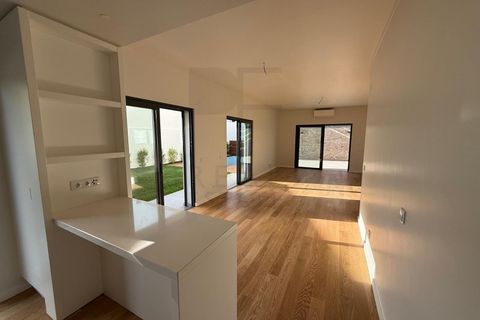 Villa i Alcabideche, Lisbon, Alcabideche - € 1.150.000 | Ref: MOR_4290 - foto 11