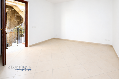Villa a Palagonia, Catania, Palagonia - € 160.000 | Ref: LSPSBS2024 - foto 32