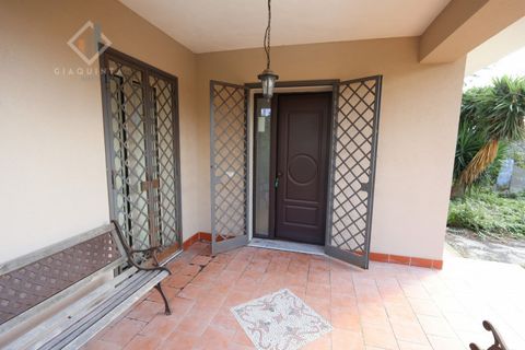 Villa i Mascalucia, Catania, Mascalucia - € 270.000 | Ref: PCCRZO2024 - foto 6