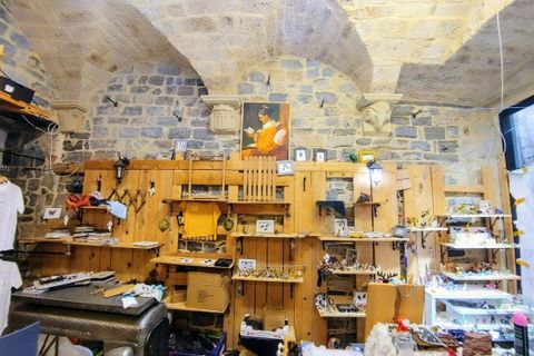 Erhvervsejendom i Millau, Aveyron, Millau - € 58.000 | Ref: 27BDEC72849A4D57 - foto 5