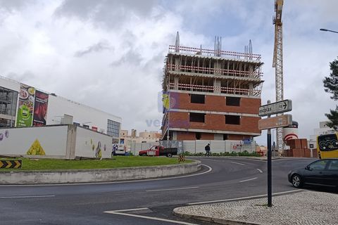 Lejlighed i Rio de Mouro-Estacao, Lisbon, Rio de Mouro-Estacao - € 450.000 | Ref: VAT-216474 - foto 8