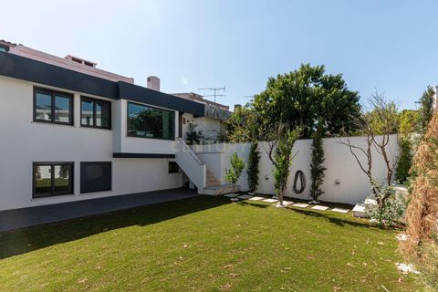 Villa i Amadora, Lisbon, Amadora - € 1.100.000 | Ref: C0483-01559 - foto 4