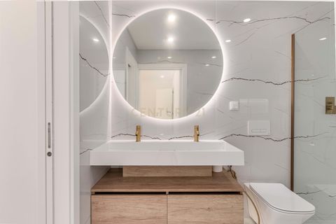 Villa i Amadora, Lisbon, Amadora - € 1.100.000 | Ref: C0483-01559 - foto 32