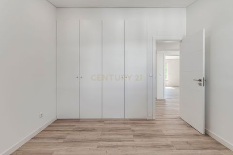 Villa i Amadora, Lisbon, Amadora - € 1.100.000 | Ref: C0483-01559 - foto 34