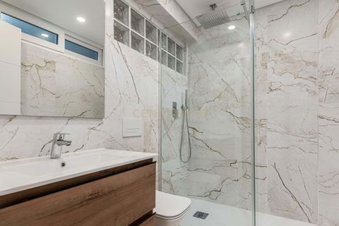 Villa i Amadora, Lisbon, Amadora - € 1.100.000 | Ref: C0483-01559 - foto 46