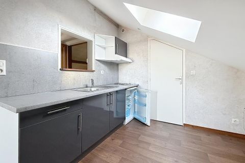 Apartament a Clermont-Ferrand, Puy-de-Dome, Clermont-Ferrand - € 402/mes | Ref: 3299 - foto 2