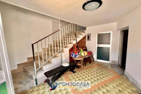 L'establiment comercial a Sant'Antimo, Naples, Sant'Antimo - € 400/mes | Ref: via mascagni - foto 3
