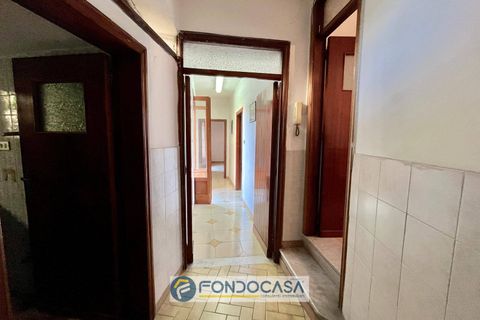 L'establiment comercial a Sant'Antimo, Naples, Sant'Antimo - € 400/mes | Ref: via mascagni - foto 10