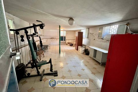 L'establiment comercial a Sant'Antimo, Naples, Sant'Antimo - € 400/mes | Ref: via mascagni - foto 18