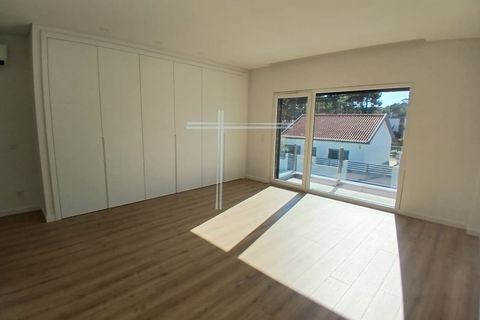 Byhus i Almada, Setubal, Almada - € 750.000 | Ref: 17214 - foto 40