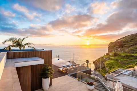 Villa i Camara de Lobos, Madeira, Camara de Lobos - € 3.000.000 | Ref: 25-1027 - foto 5