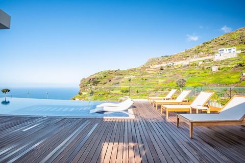 Villa i Camara de Lobos, Madeira, Camara de Lobos - € 3.000.000 | Ref: 25-1027 - foto 9