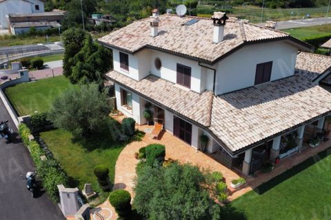 Villa i Gatteo, Forli-Cesena, Gatteo - € 990.000 | Ref: VG990 - foto 2