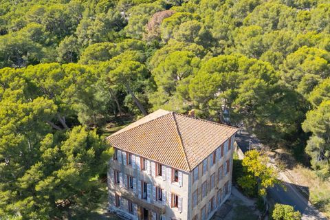 Villa i Cassis, Bouches-du-Rhone, Cassis - € 3.100.000 | Ref: HH-15958617 - foto 14