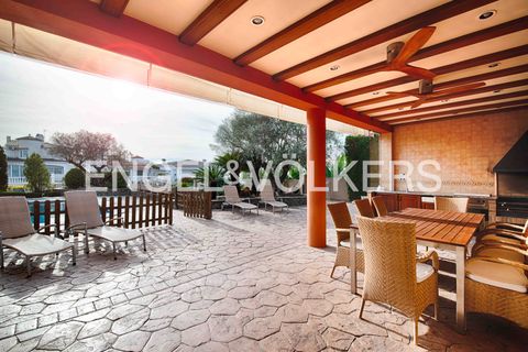 Villa i Empuriabrava, Gerona, Empuriabrava - € 2.300.000 | Ref: W-0471CI - foto 9