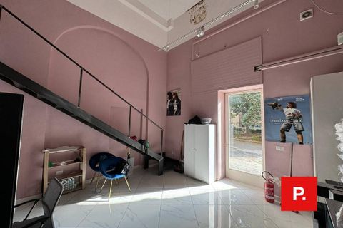 Erhvervsejendom i Caserta, Caserta, Caserta - € 475.000 | Ref: kA9259 - foto 6