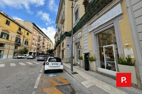 Erhvervsejendom i Caserta, Caserta, Caserta - € 475.000 | Ref: kA9259 - foto 11