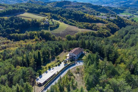 Landejendom i Fermignano, Pesaro and Urbino, Fermignano - € 1.190.000 | Ref: CBI160-2553-142 - foto 30
