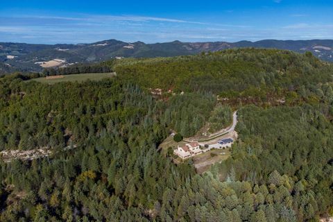 Landejendom i Fermignano, Pesaro and Urbino, Fermignano - € 1.190.000 | Ref: CBI160-2553-142 - foto 35