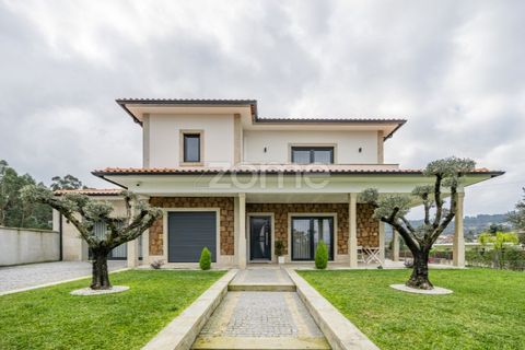 Villa i Vila Verde, Braga, Vila Verde - € 650.000 | Ref: ZMPT572162 - foto 2
