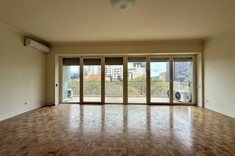 Apartament a Lisbon, Lisbon, Lisbon - € 4.400/mes | Ref: CB01-0736 - foto 7