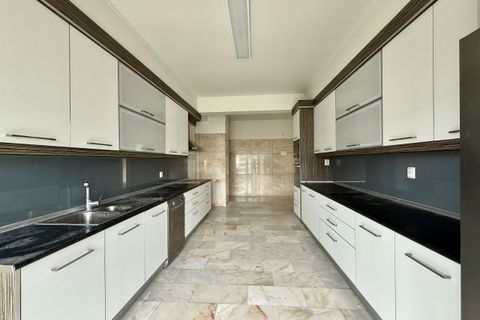Apartament a Lisbon, Lisbon, Lisbon - € 4.400/mes | Ref: CB01-0736 - foto 15